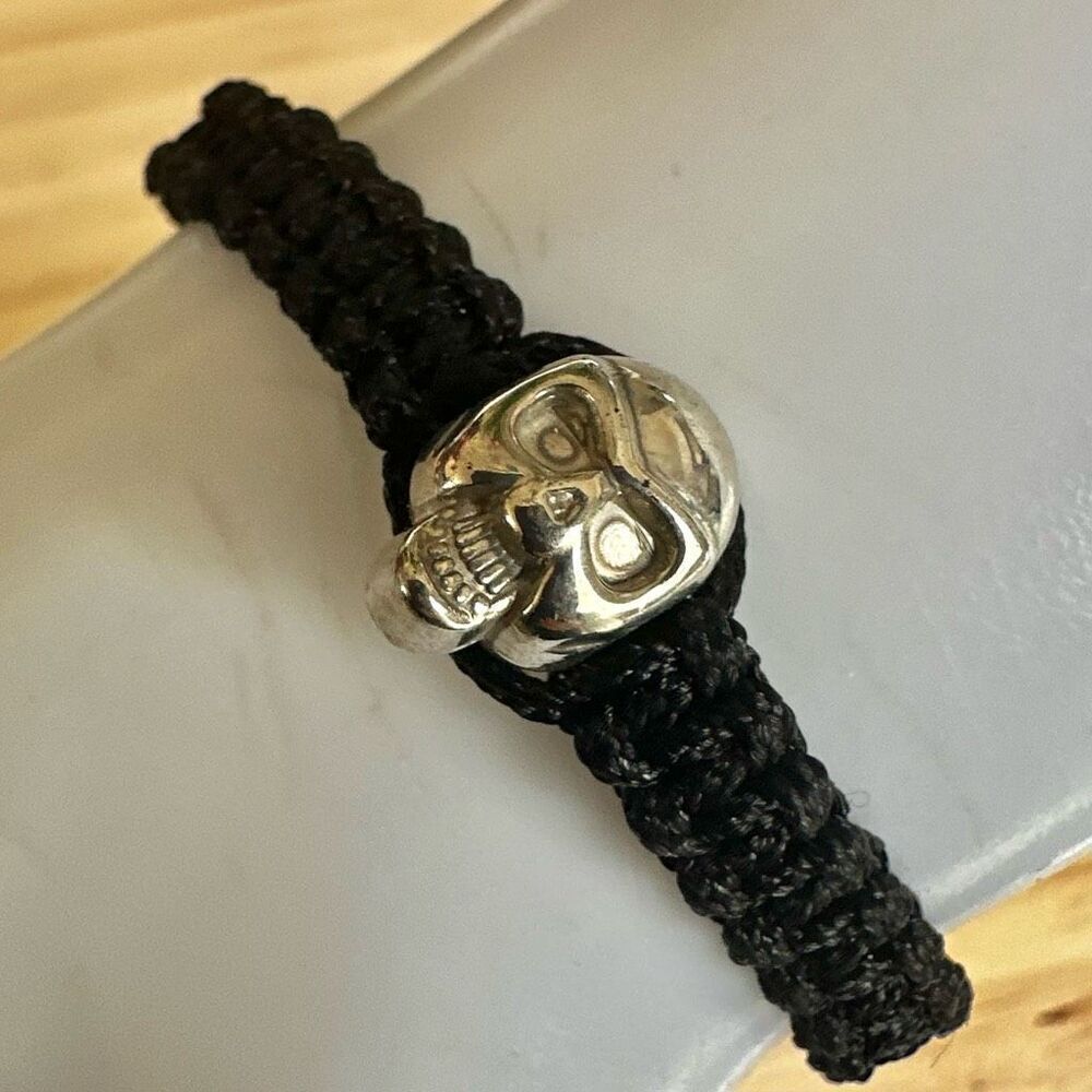 Adjustable Macrame Bracelet with Silver Tone Skull Bead